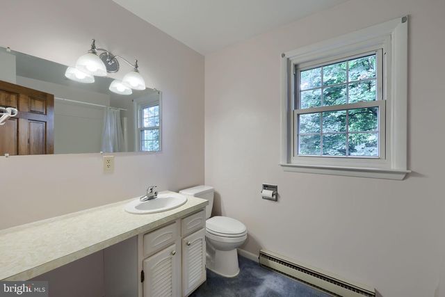 1 ARDMORE DR, Hummelstown, PA 17036