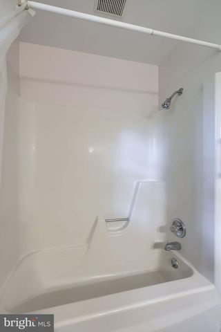 1 ARDMORE DR, Hummelstown, PA 17036