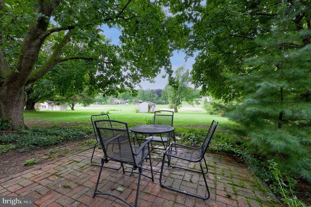 1 ARDMORE DR, Hummelstown, PA 17036