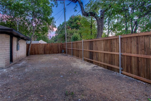 1807 S Vernon Avenue, Dallas, TX 75224