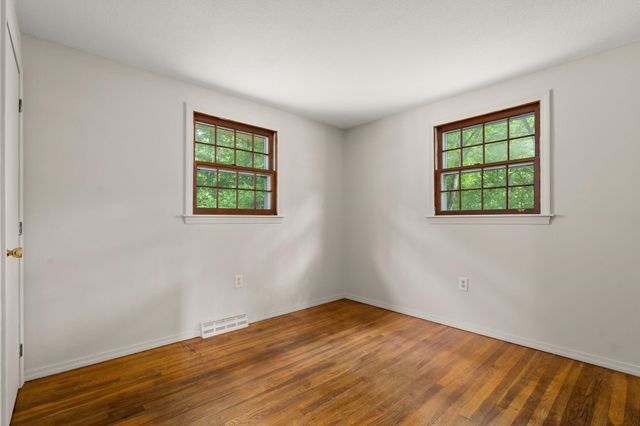 87 Belmont Drive, Merrimack, NH 03054