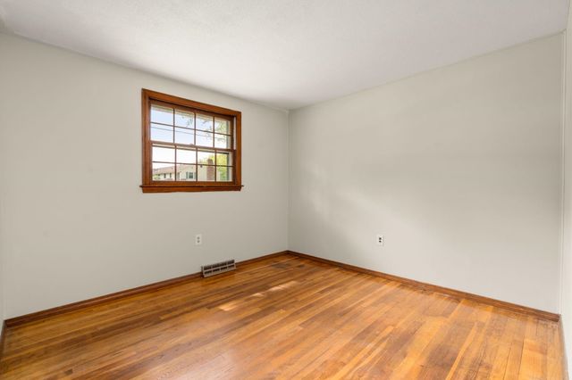 87 Belmont Drive, Merrimack, NH 03054