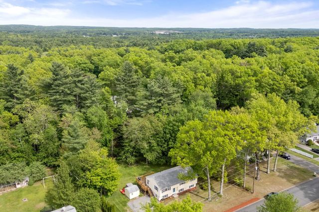 87 Belmont Drive, Merrimack, NH 03054