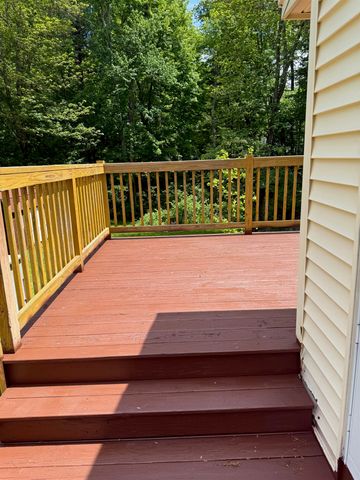 87 Belmont Drive, Merrimack, NH 03054