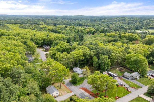 87 Belmont Drive, Merrimack, NH 03054