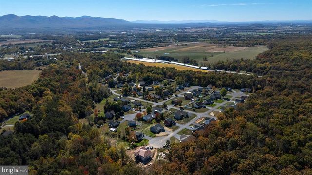 1960 SAW MILL CT E, Mcgaheysville, VA 22840