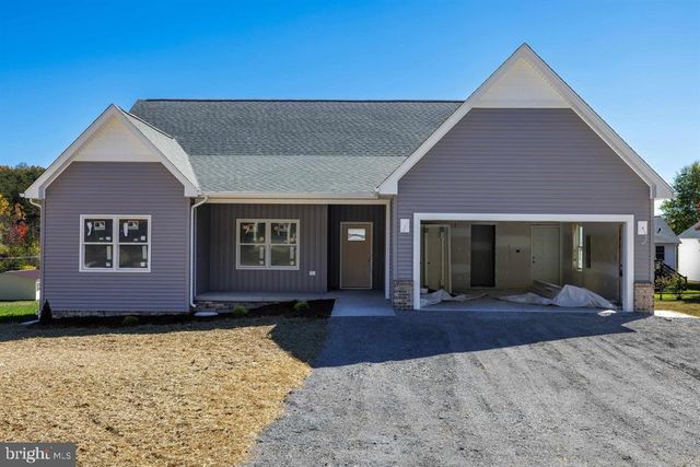 1960 SAW MILL CT E, Mcgaheysville, VA 22840