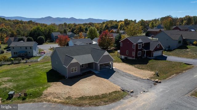 1960 SAW MILL CT E, Mcgaheysville, VA 22840