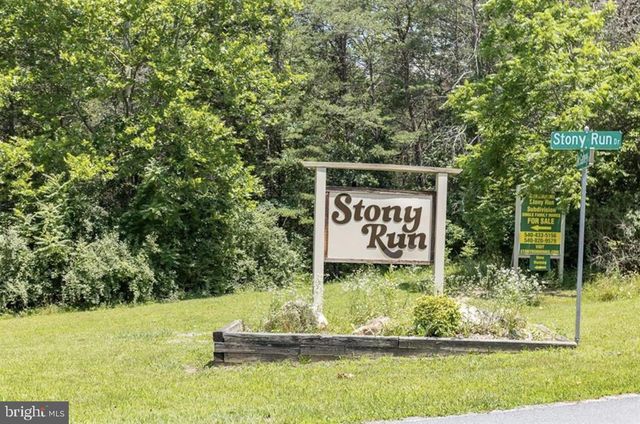 1960 SAW MILL CT E, Mcgaheysville, VA 22840