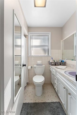 2866 Peacock Drive, Youngstown, OH 44511