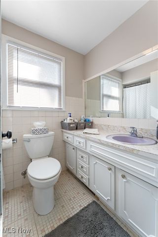 2866 Peacock Drive, Youngstown, OH 44511