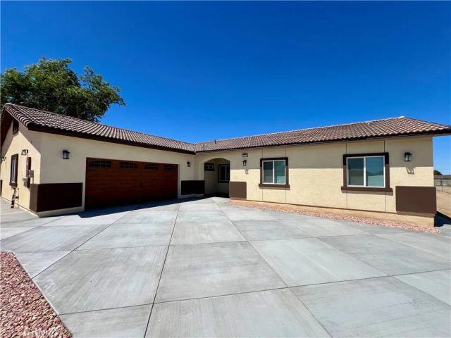 40719 171th Street, Lake Los Angeles, CA 93535