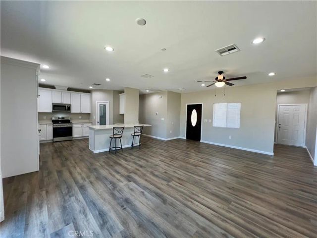 40719 171th Street, Lake Los Angeles, CA 93535