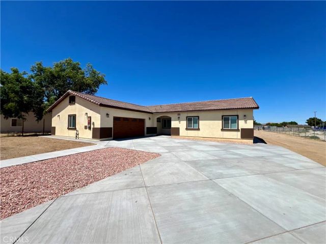 40719 171th Street, Lake Los Angeles, CA 93535