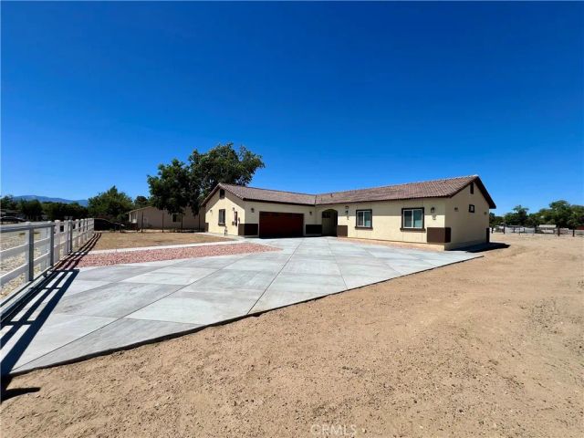 40719 171th Street, Lake Los Angeles, CA 93535