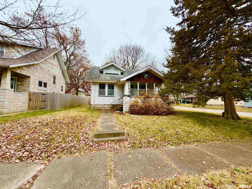1402 28TH Avenue, Moline, IL 61265