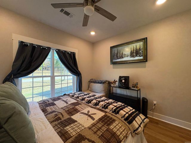 37 Forest Cove, Greenbrier, AR 72058