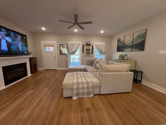 37 Forest Cove, Greenbrier, AR 72058