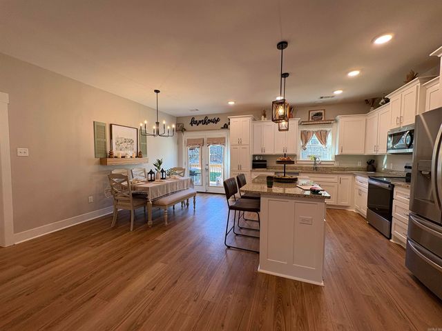 37 Forest Cove, Greenbrier, AR 72058