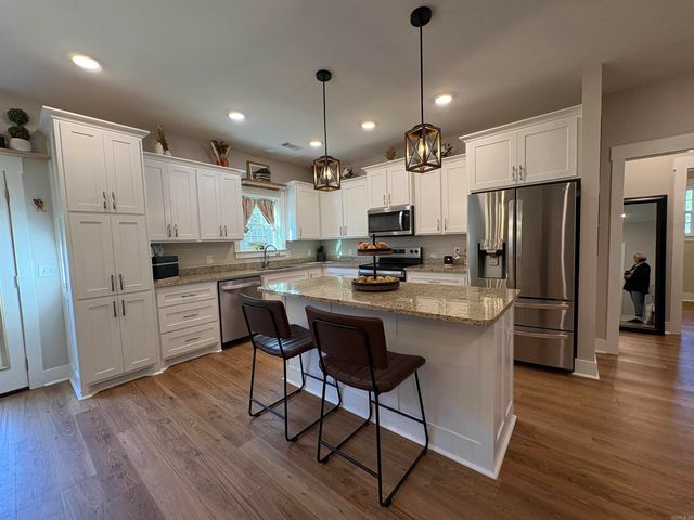 37 Forest Cove, Greenbrier, AR 72058