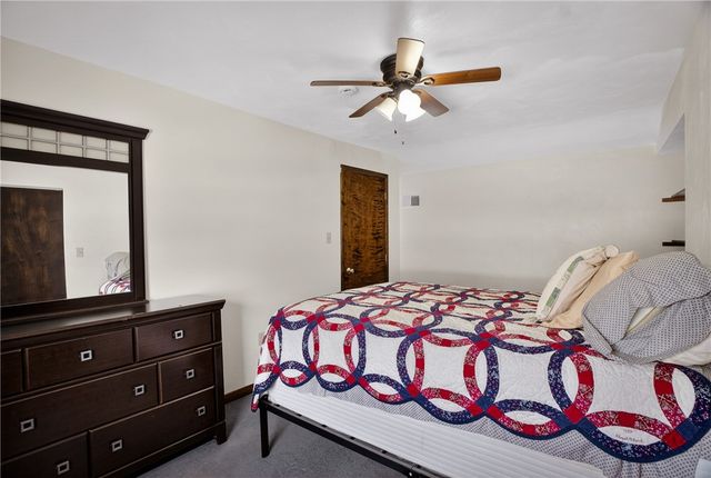 1011 Franklin St, Penn Twp, PA 15636