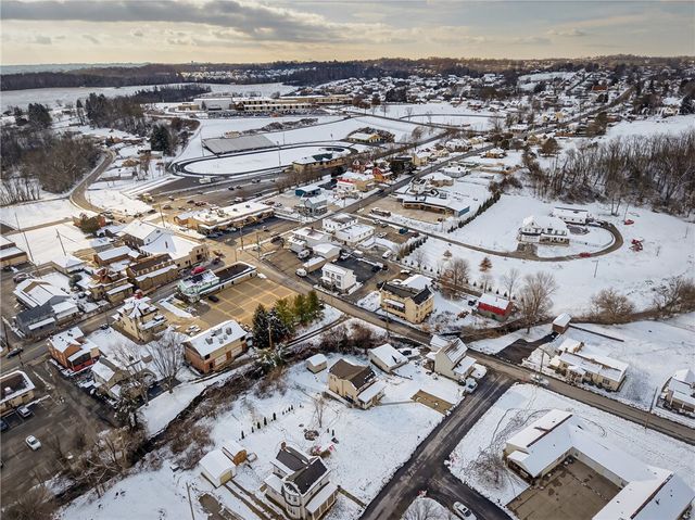 1011 Franklin St, Penn Twp, PA 15636