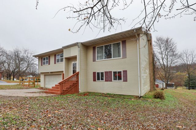 1796 N 17th Street, Ozark, MO 65721