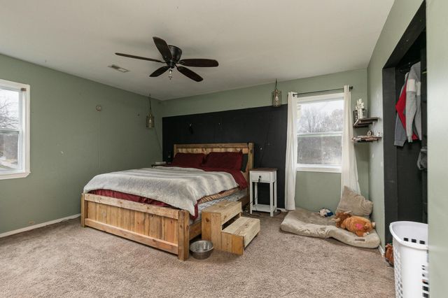 1796 N 17th Street, Ozark, MO 65721