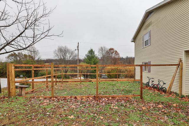 1796 N 17th Street, Ozark, MO 65721