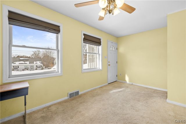 38 Forest Road, Utica, NY 13501