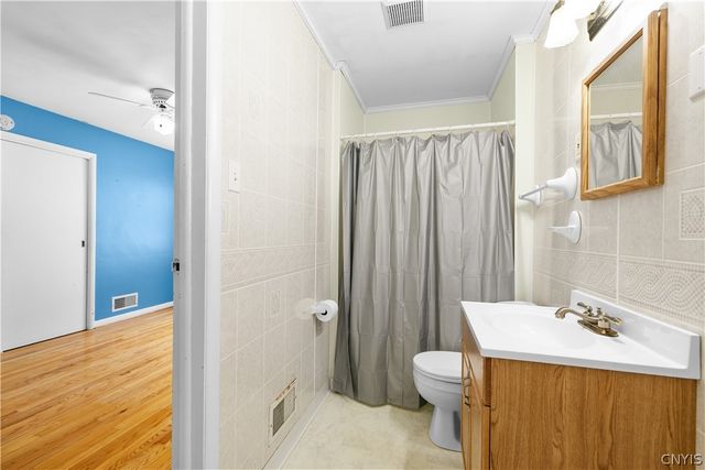 38 Forest Road, Utica, NY 13501