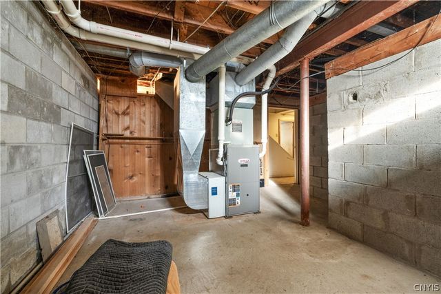 38 Forest Road, Utica, NY 13501