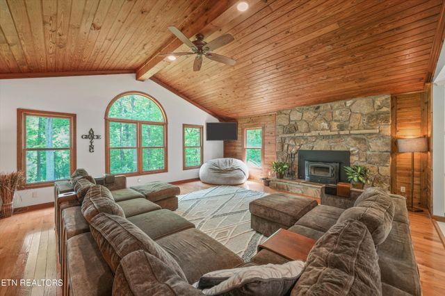 6325 Norwood Rd, Knoxville, TN 37914