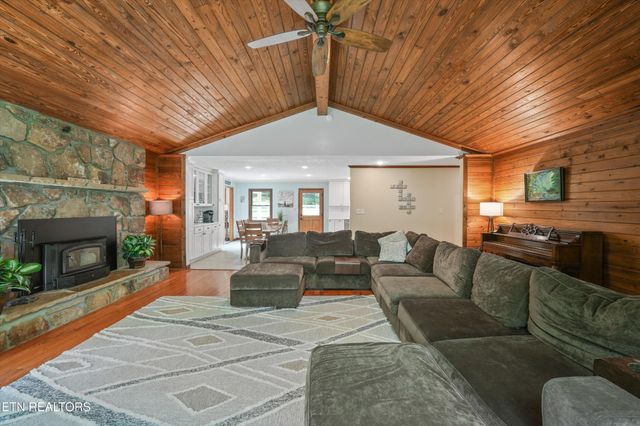 6325 Norwood Rd, Knoxville, TN 37914