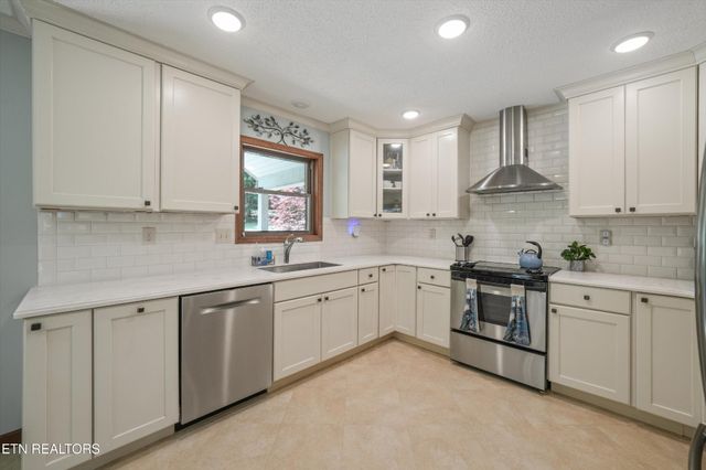 6325 Norwood Rd, Knoxville, TN 37914