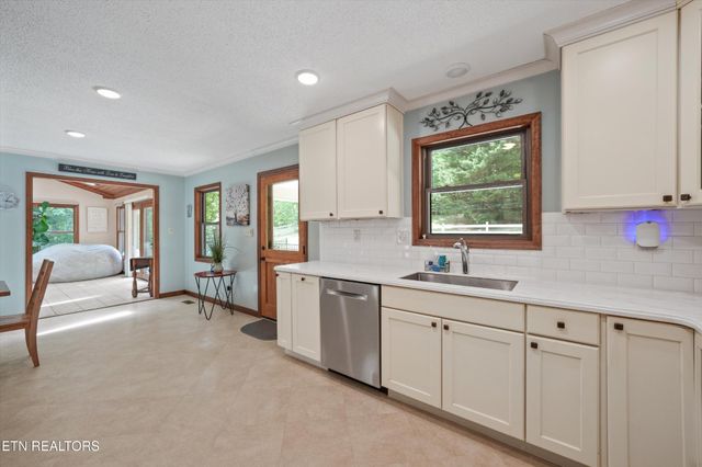 6325 Norwood Rd, Knoxville, TN 37914