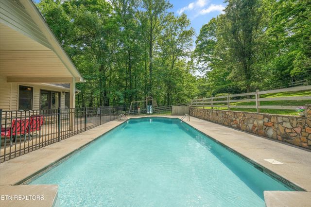 6325 Norwood Rd, Knoxville, TN 37914