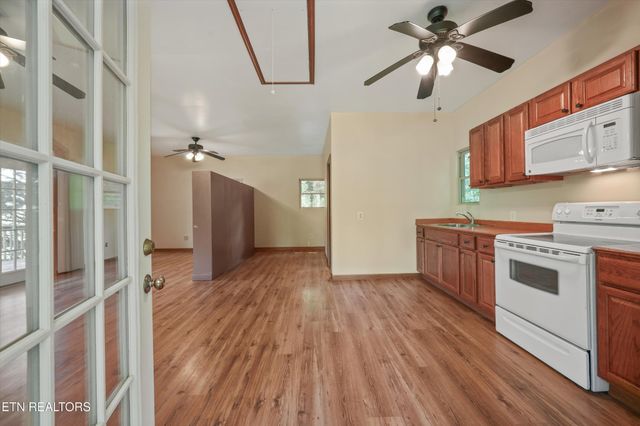 6325 Norwood Rd, Knoxville, TN 37914