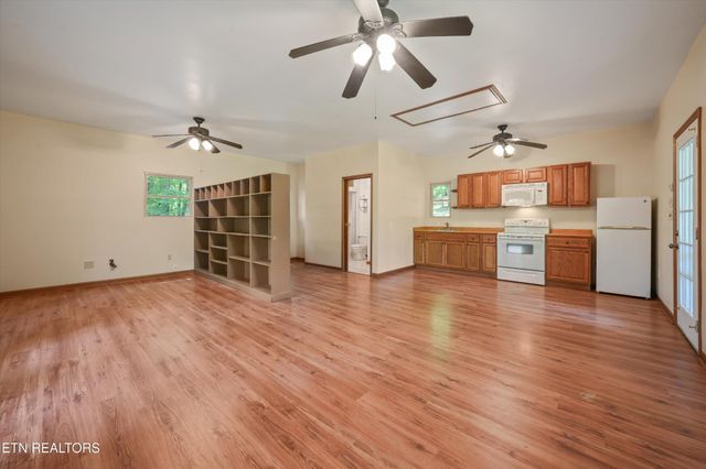 6325 Norwood Rd, Knoxville, TN 37914