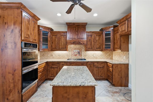 847 VZ County Road 2213, Canton, TX 75103