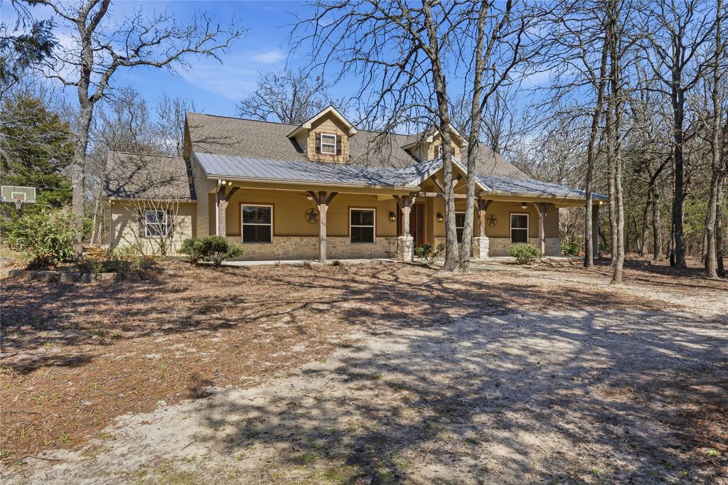 847 VZ County Road 2213, Canton, TX 75103