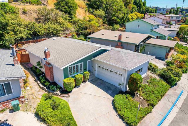 716 Courtland Avenue, Richmond, CA 94805
