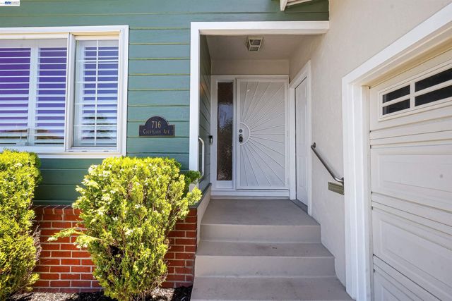 716 Courtland Avenue, Richmond, CA 94805