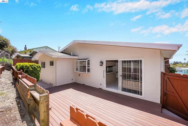 716 Courtland Avenue, Richmond, CA 94805