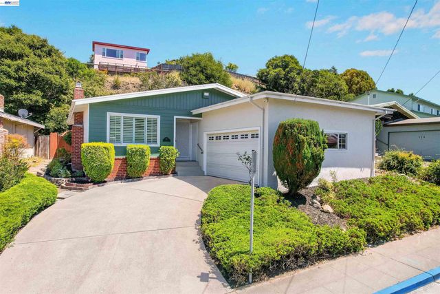 716 Courtland Avenue, Richmond, CA 94805