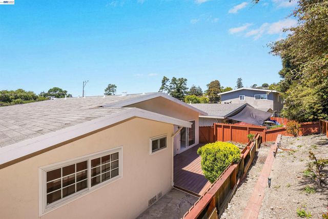 716 Courtland Avenue, Richmond, CA 94805