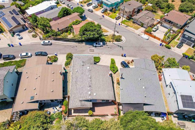 716 Courtland Avenue, Richmond, CA 94805