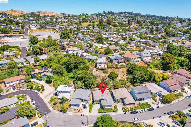 716 Courtland Avenue, Richmond, CA 94805