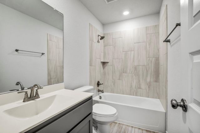 223 Garner DR, Kyle, TX 78640