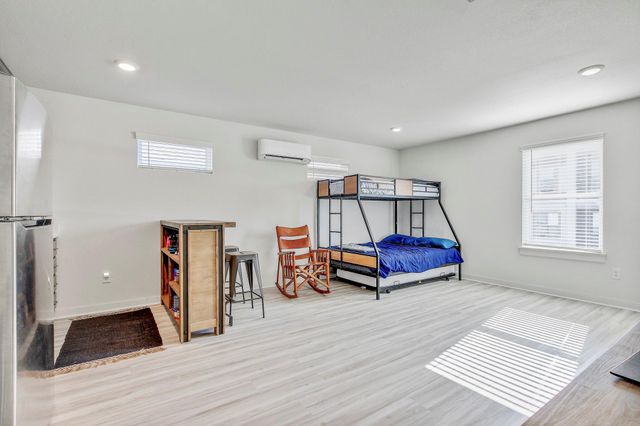 223 Garner DR, Kyle, TX 78640